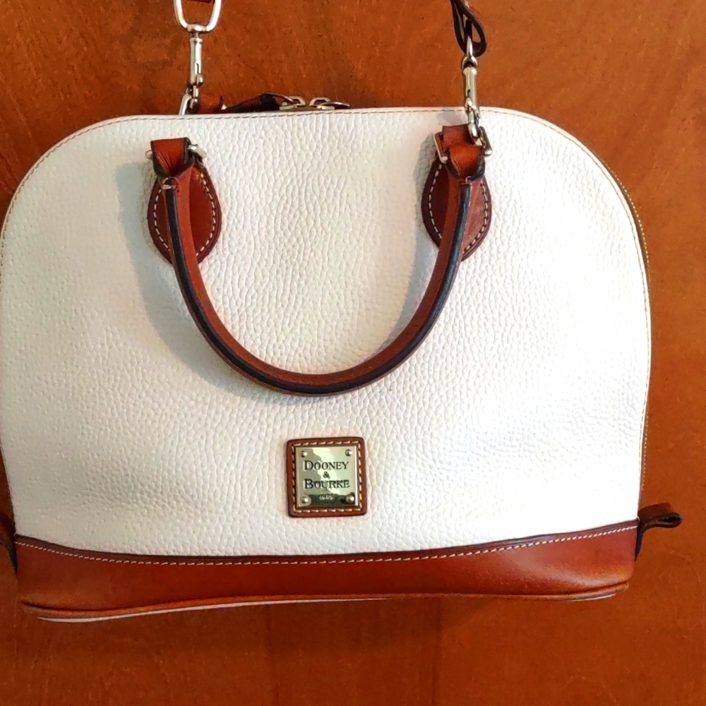 Dooney & Bourke Purse
